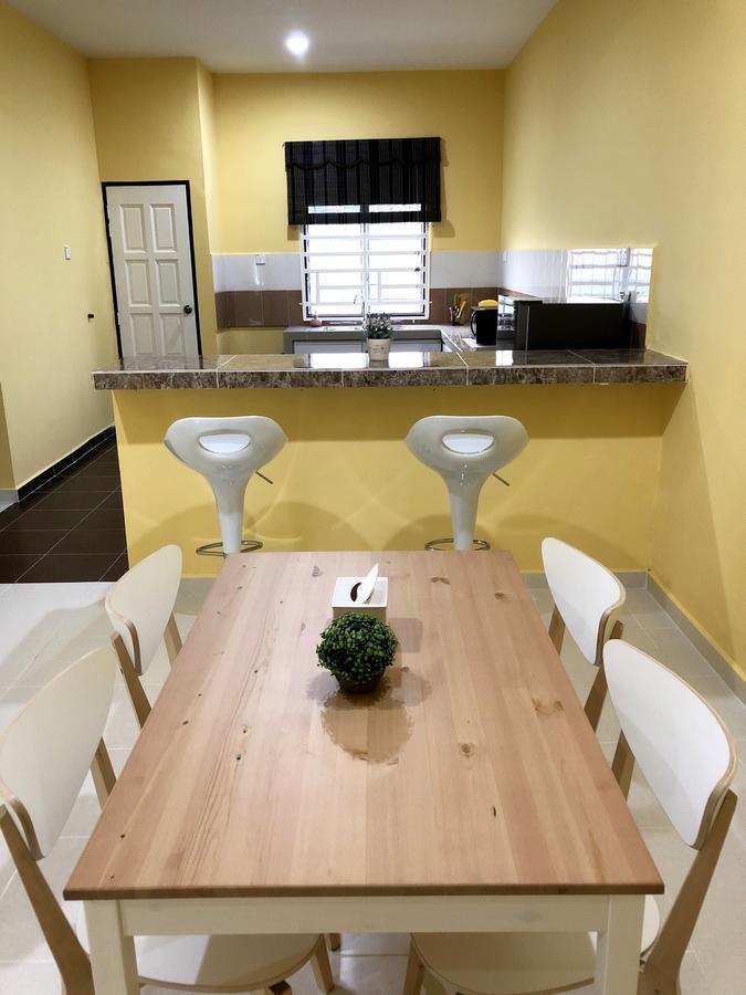Twin Homestay D Kuala Terengganu Bagian luar foto