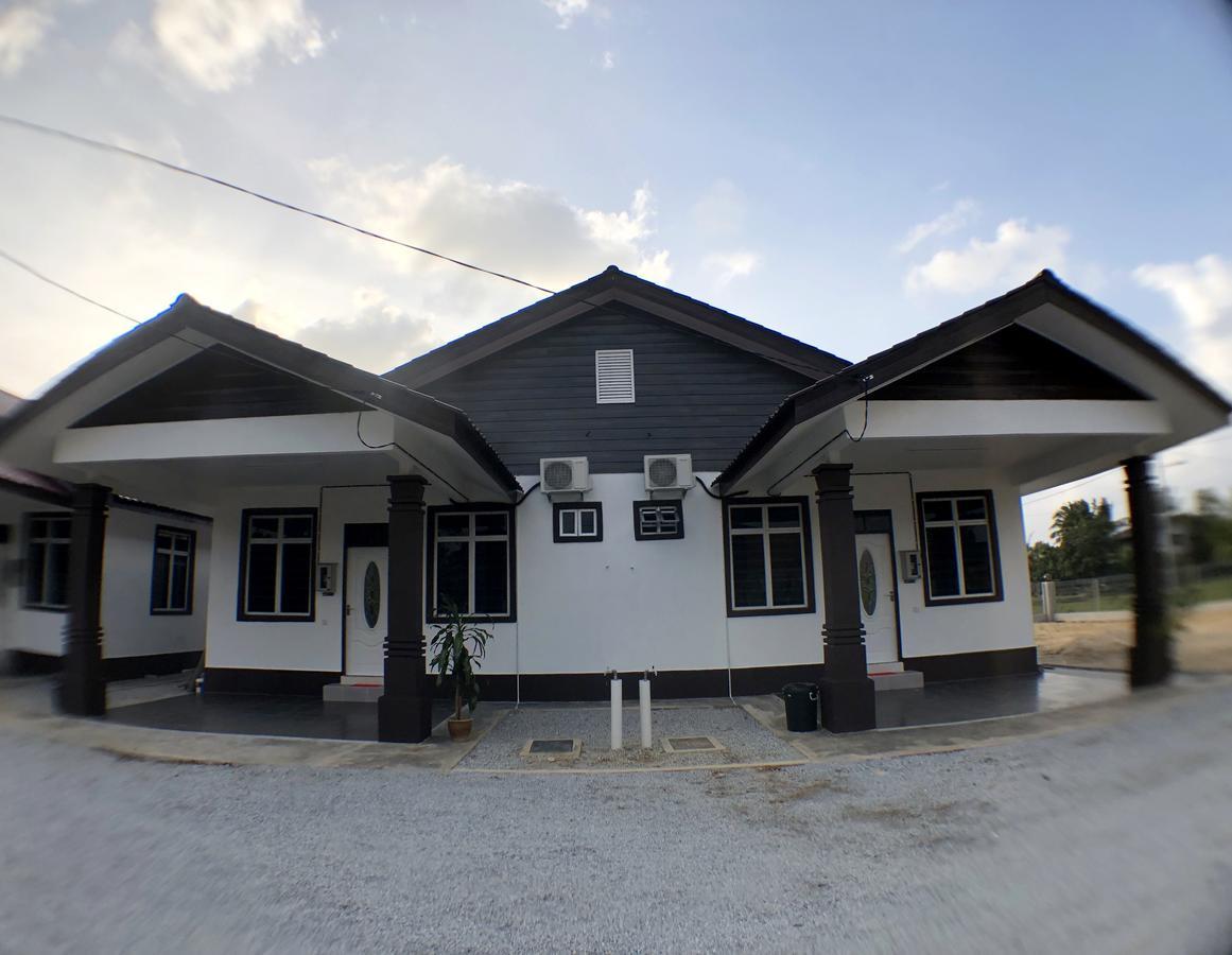 Twin Homestay D Kuala Terengganu Bagian luar foto